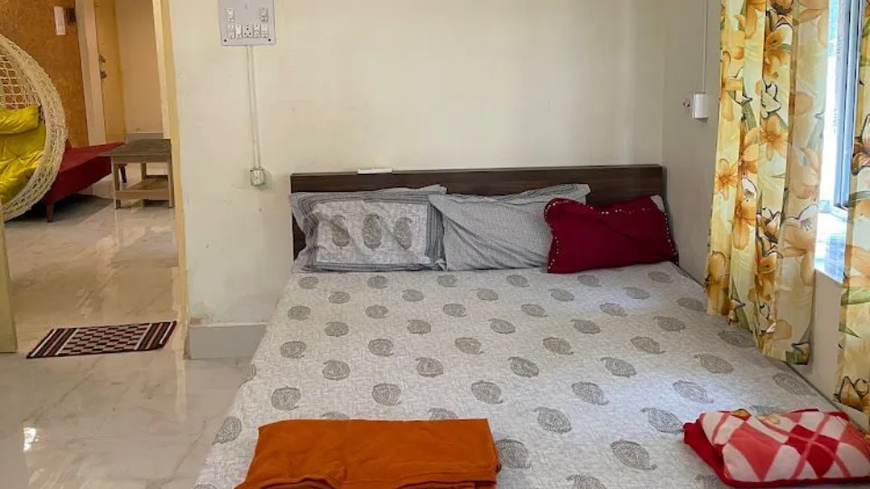 Standard Deluxe (2 Rooms)